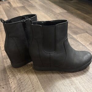 Black wedge Ankle Booties